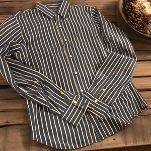NWOT✨Abercrombie & Fitch Mens Muscle Button Up!!